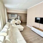 2 өрөө / Тэнгис кино театр-н хойно